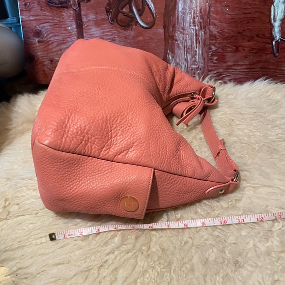 Isaac Mizrahi soft leather bag - Picture 10 of 15
